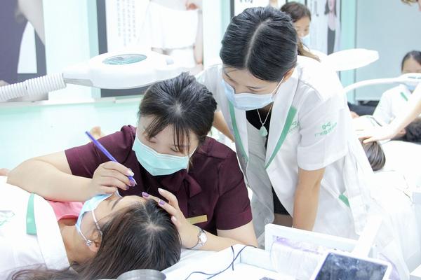 昆明纹绣师培训学校正规学校排名表