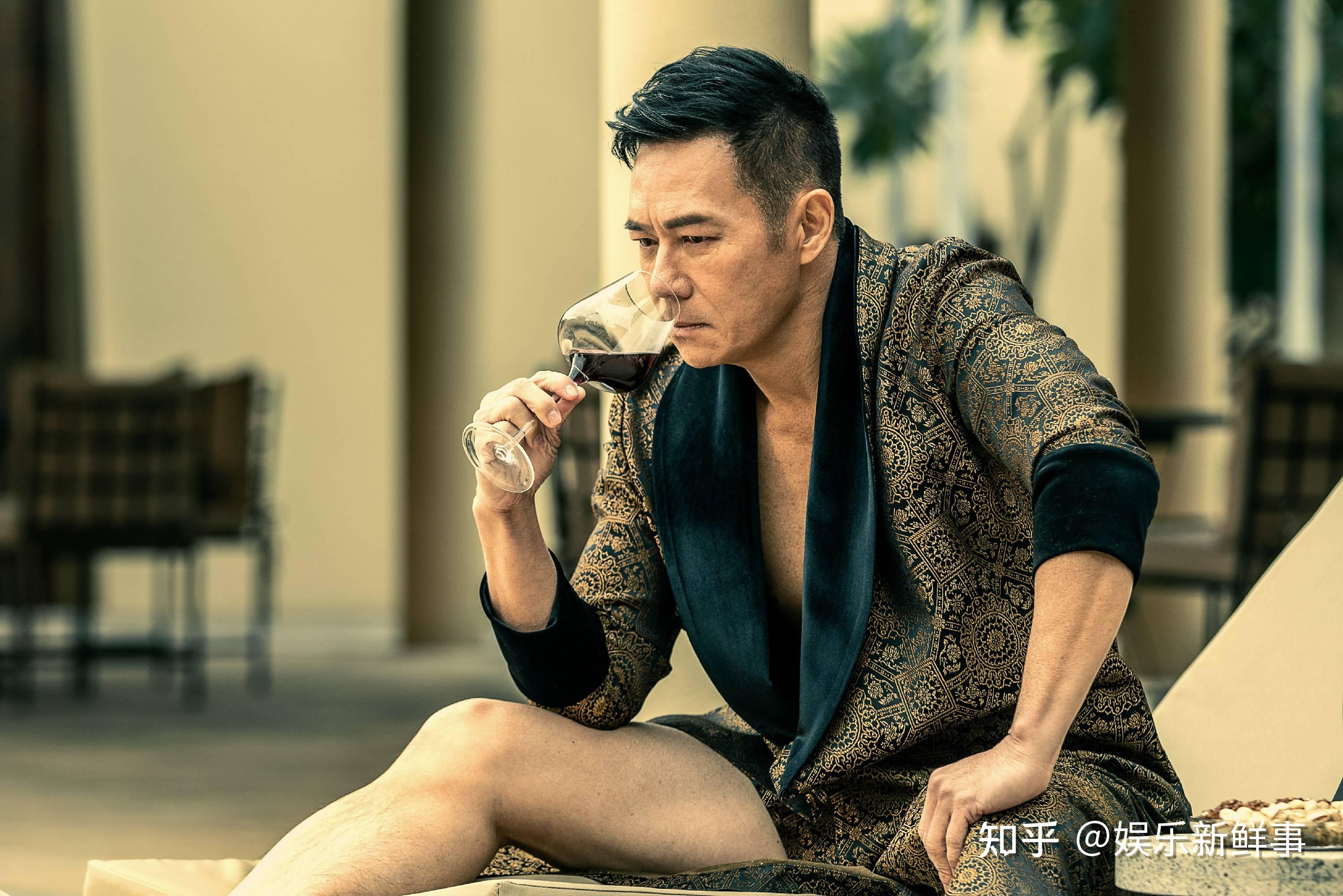 困兽张兆辉大战吴镇宇危险动作戏真功夫亲身火爆上阵