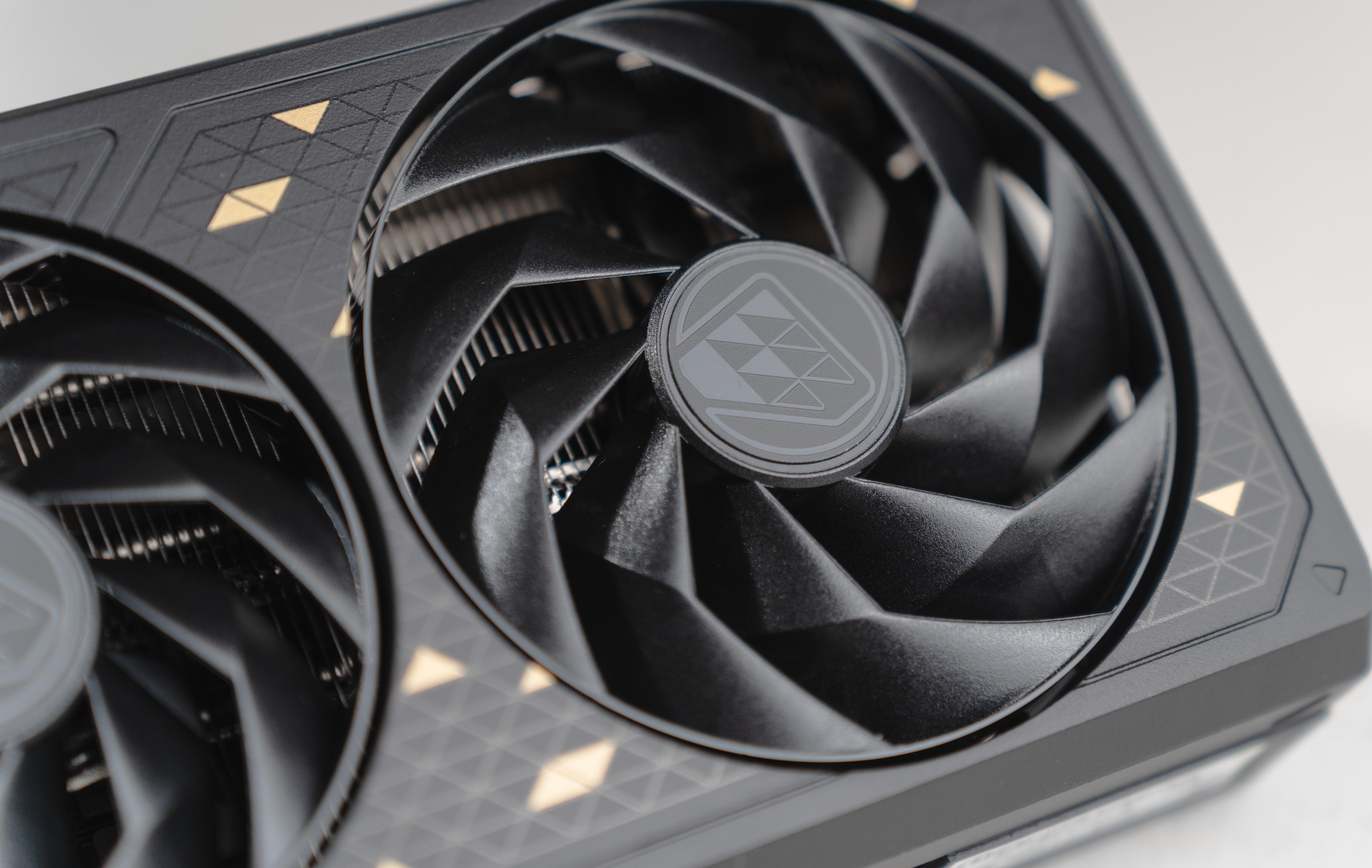 内外兼修的2k显卡,蓝宝石rx6750gre黑钻简评