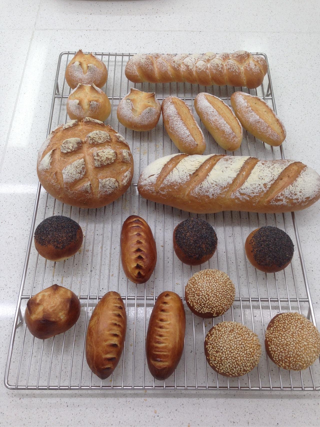 民间的烘焙高手与蓝带等学校出来的西点师差距