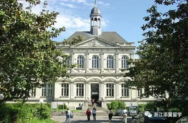 昂热位于法国西北部,是法国曼恩-卢瓦尔省省会,毗邻大西洋海岸和圣