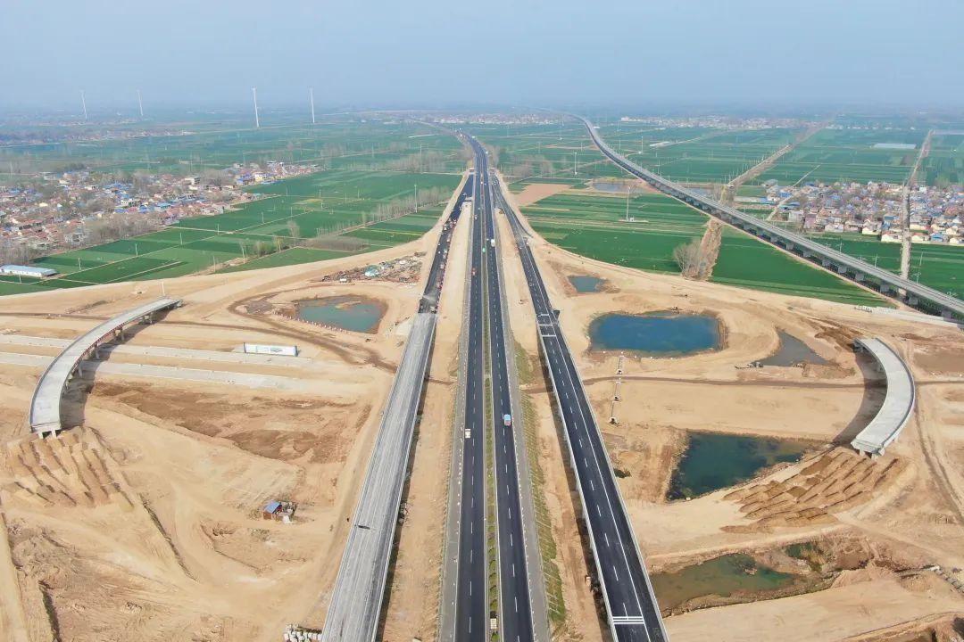 濮阳至阳新高速公路菏泽段,是山东省高速公路网规划主骨架九纵五横一