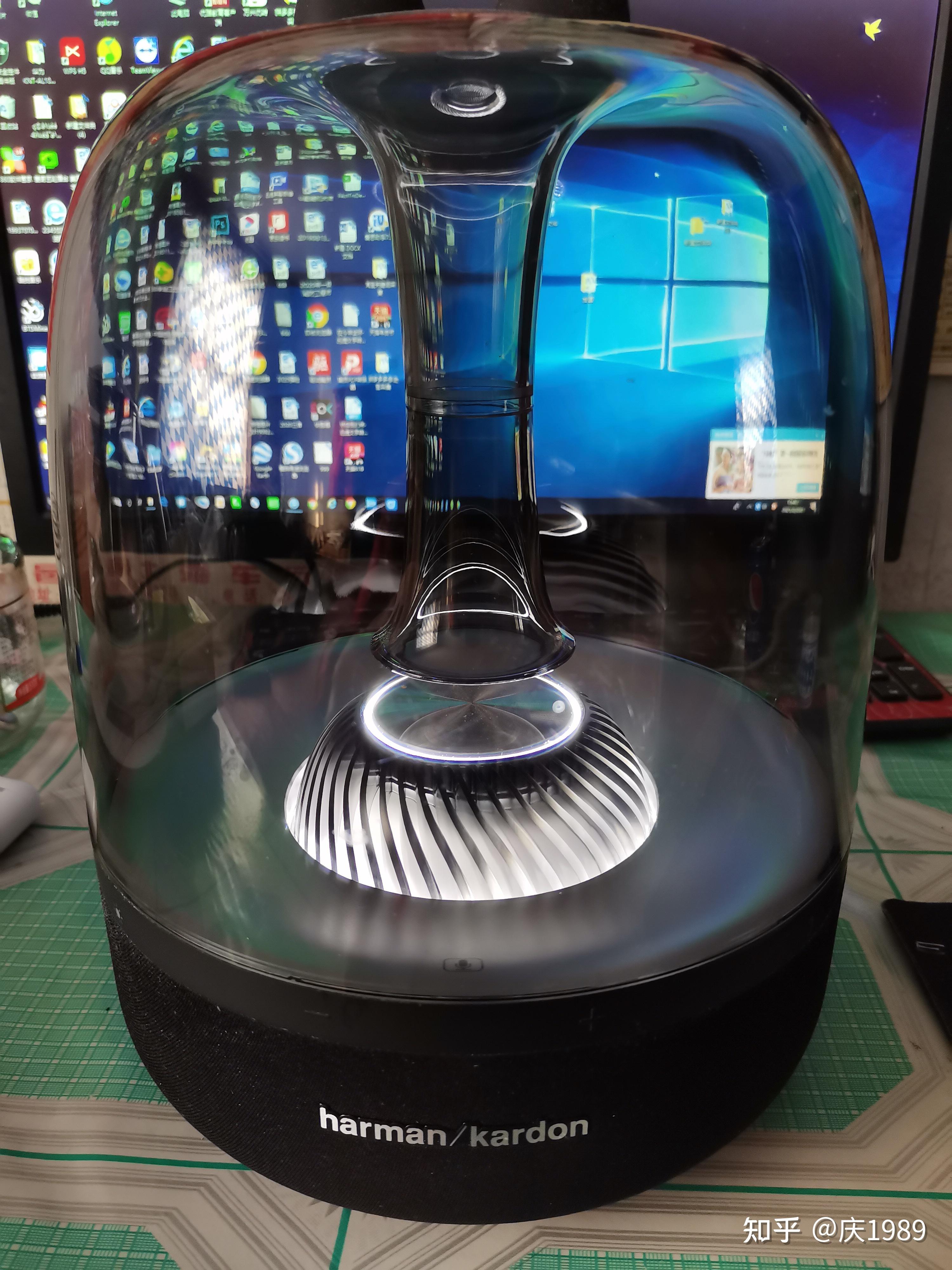 颜值与音质齐飞设计与格调同在哈曼卡顿琉璃二代桌面音箱