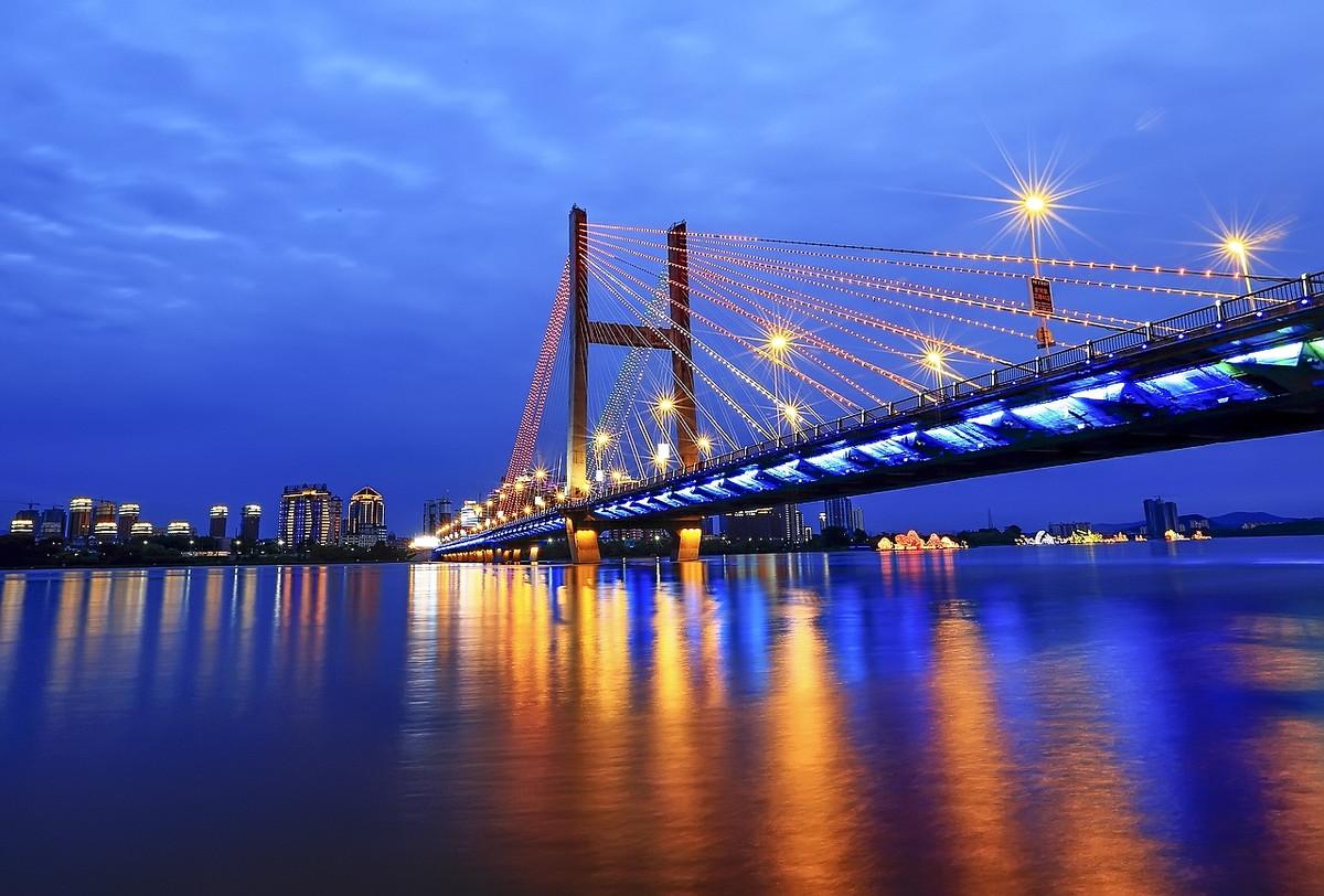 迷人夜景 用慢门怎么拍 夜景慢门实拍技法全攻略 知乎