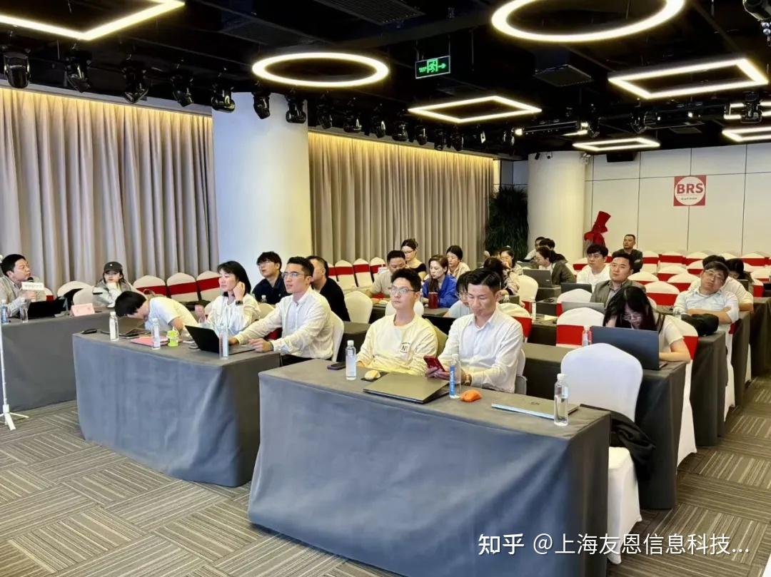 友恩科技 × 腾讯云 WorkBuddy 联合举办 AI 智能体培训：腾讯云产业生态赋能中心王隽现场带练 - 知乎