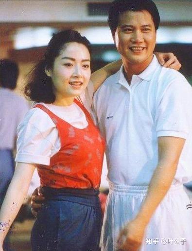 “姐妹花”恬妮和恬妞:一个成风月片女王,一个屡遭渣男背叛 - 知乎