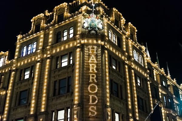 它来了！全球最赚钱的奢侈品百货Harrods将入驻上海 - 知乎