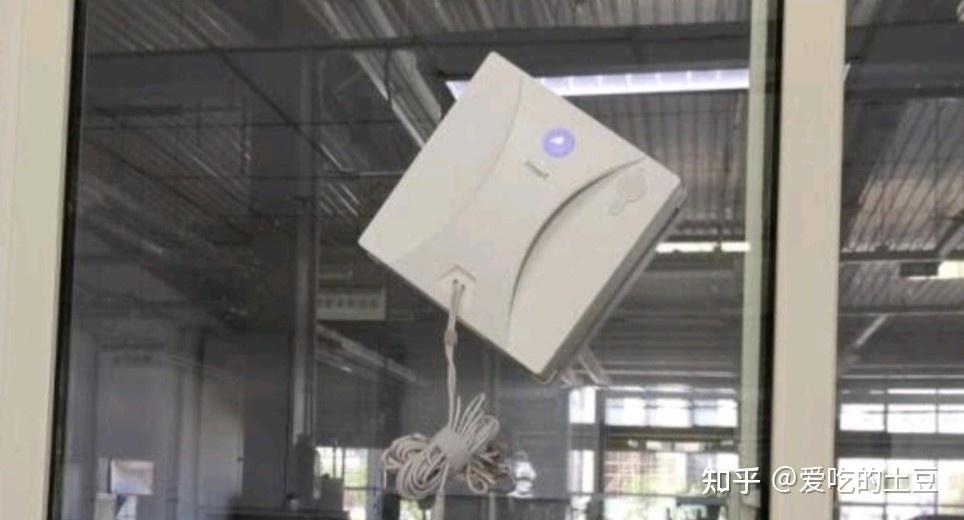 福玛特(fmart)喷水擦窗机器人