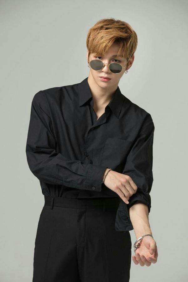 为什么总觉得姜丹尼尔很大只?