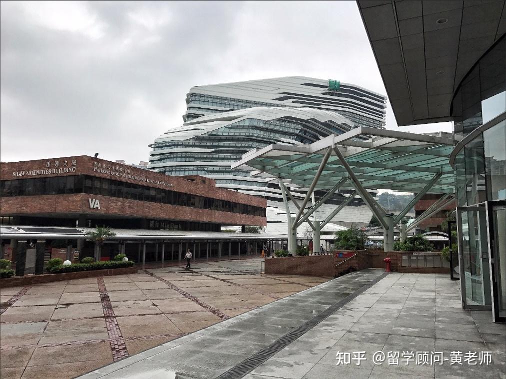 东铁线(可搭乘广九直通车直达广州);红磡地铁站(红磡火车站港理工位于