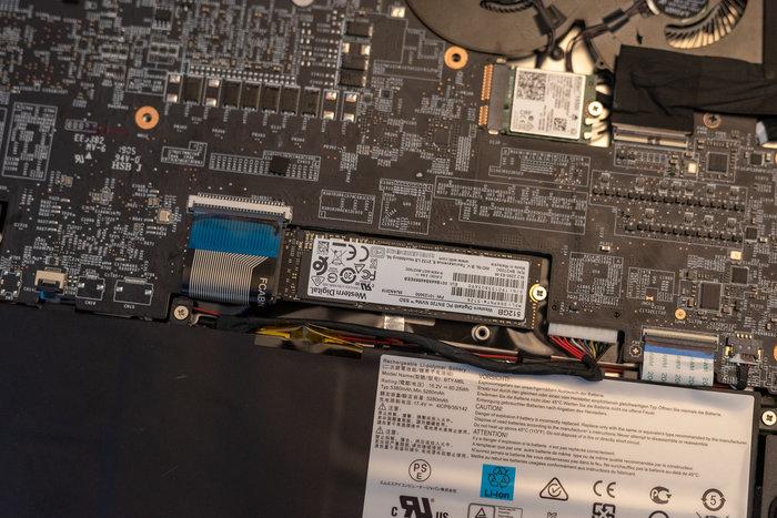 最轻薄的17寸顶级rtx2080游戏本msi绝影gs75