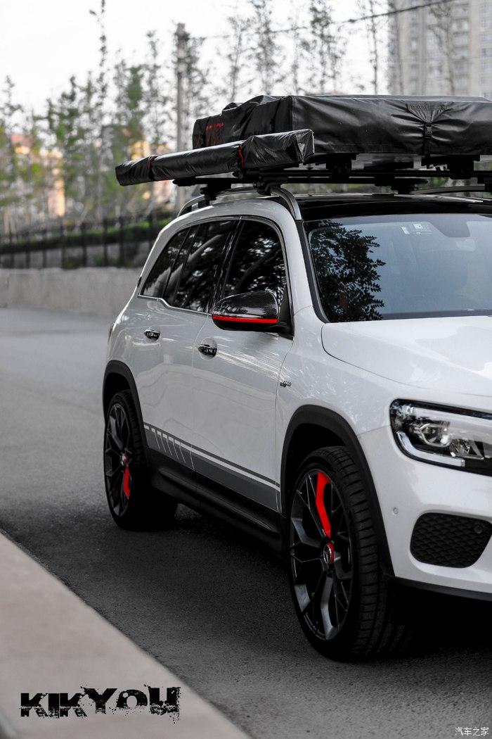奔驰glb升级amg后包围实测glc轮毂装车效果洗车房偶遇改装宝马mm