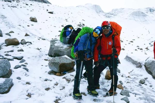 如何正确开启一座6000米级雪山?