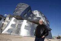 解构主义建筑弗兰克盖里毕尔巴鄂古根海姆博物馆