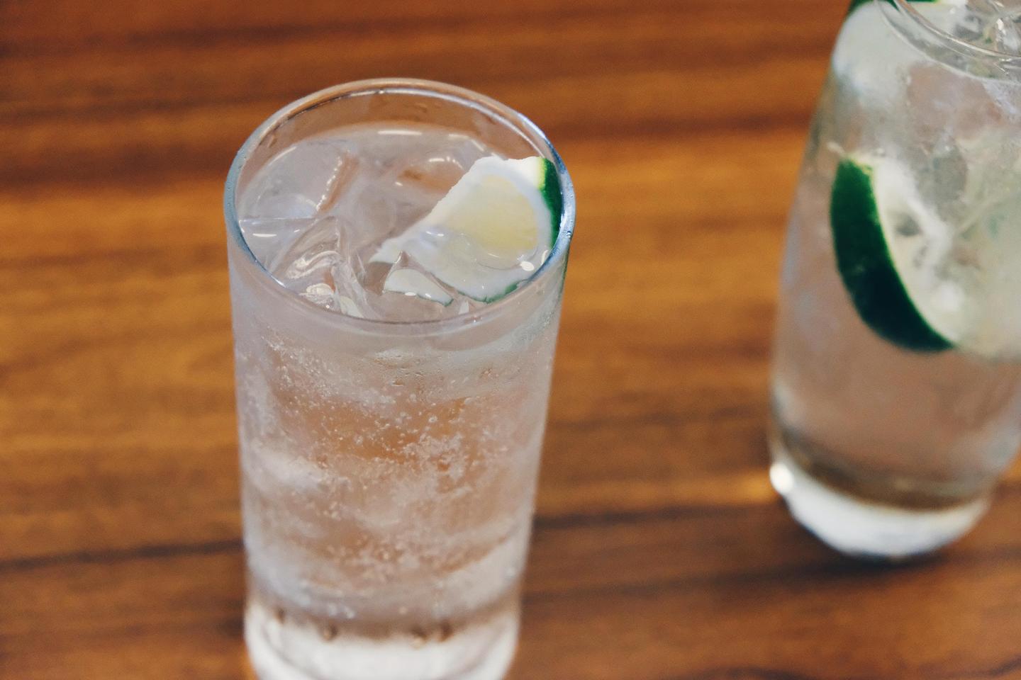 鸡尾酒·「金汤力」 - 知乎