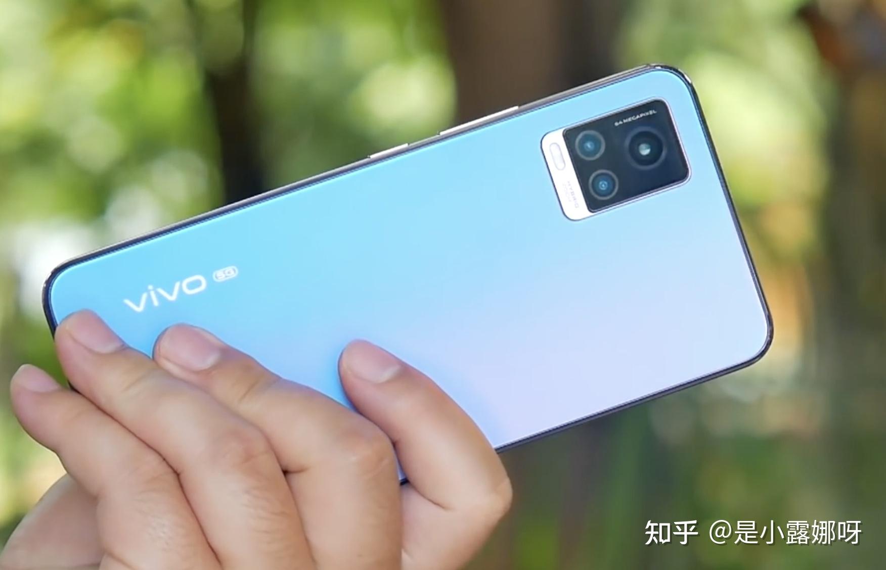 vivos7横向对比opporeno5都是主打拍照谁更值得买
