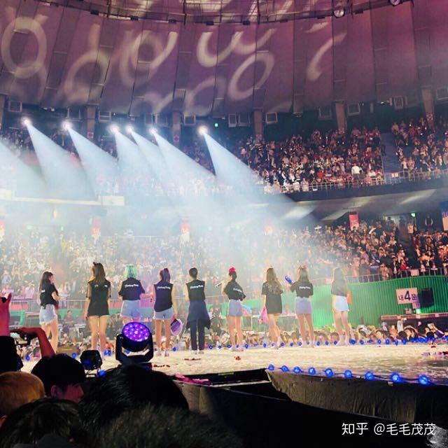 如何评价Twice和周子瑜2016年在韩国爆红应该