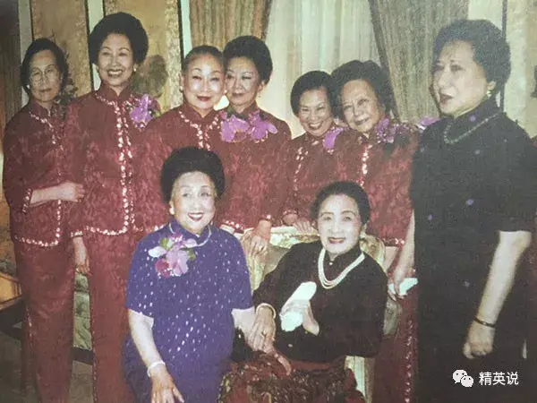 严幼韵不断地面对生死,告别了两任丈夫,以及自己的小女儿,还有许多