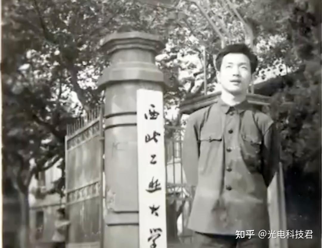 歼-20总师杨伟:三次差1分面临抉择,梦想未来战机由中国来制定标准 - 知乎