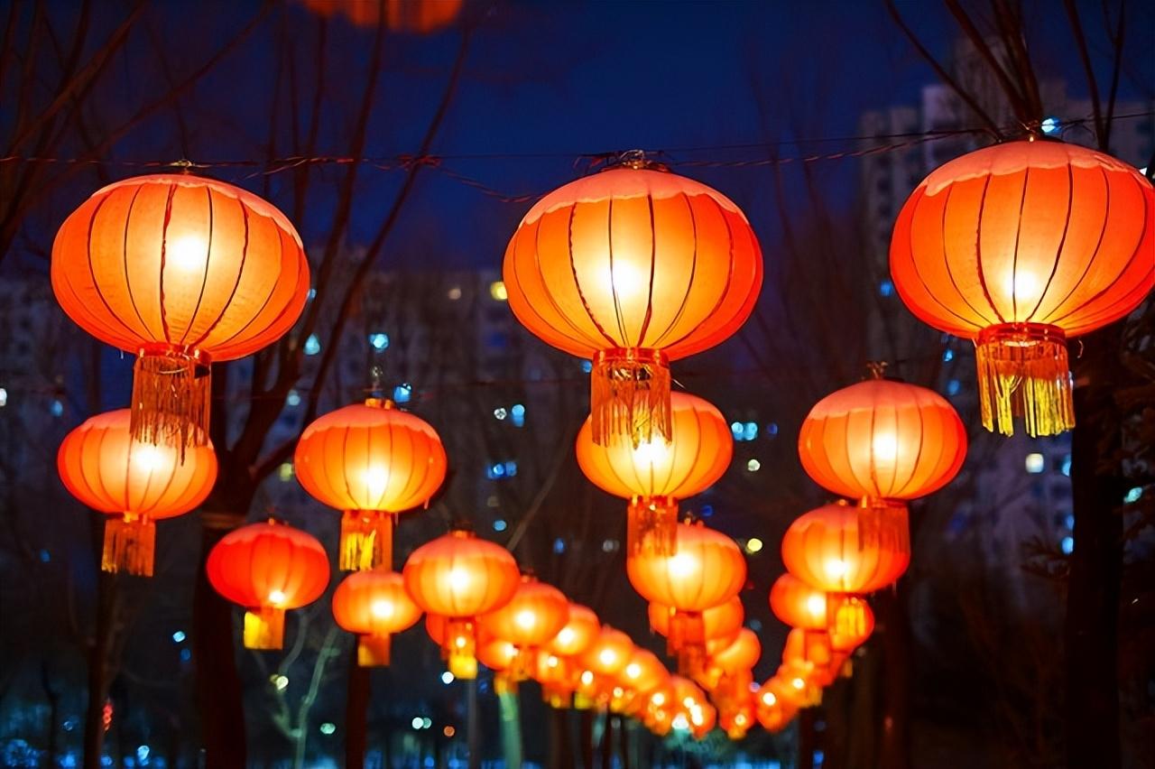 杨广的诗《元夕于通衢建灯夜升南楼》极力渲染出隋朝元宵节的盛况 - 知乎