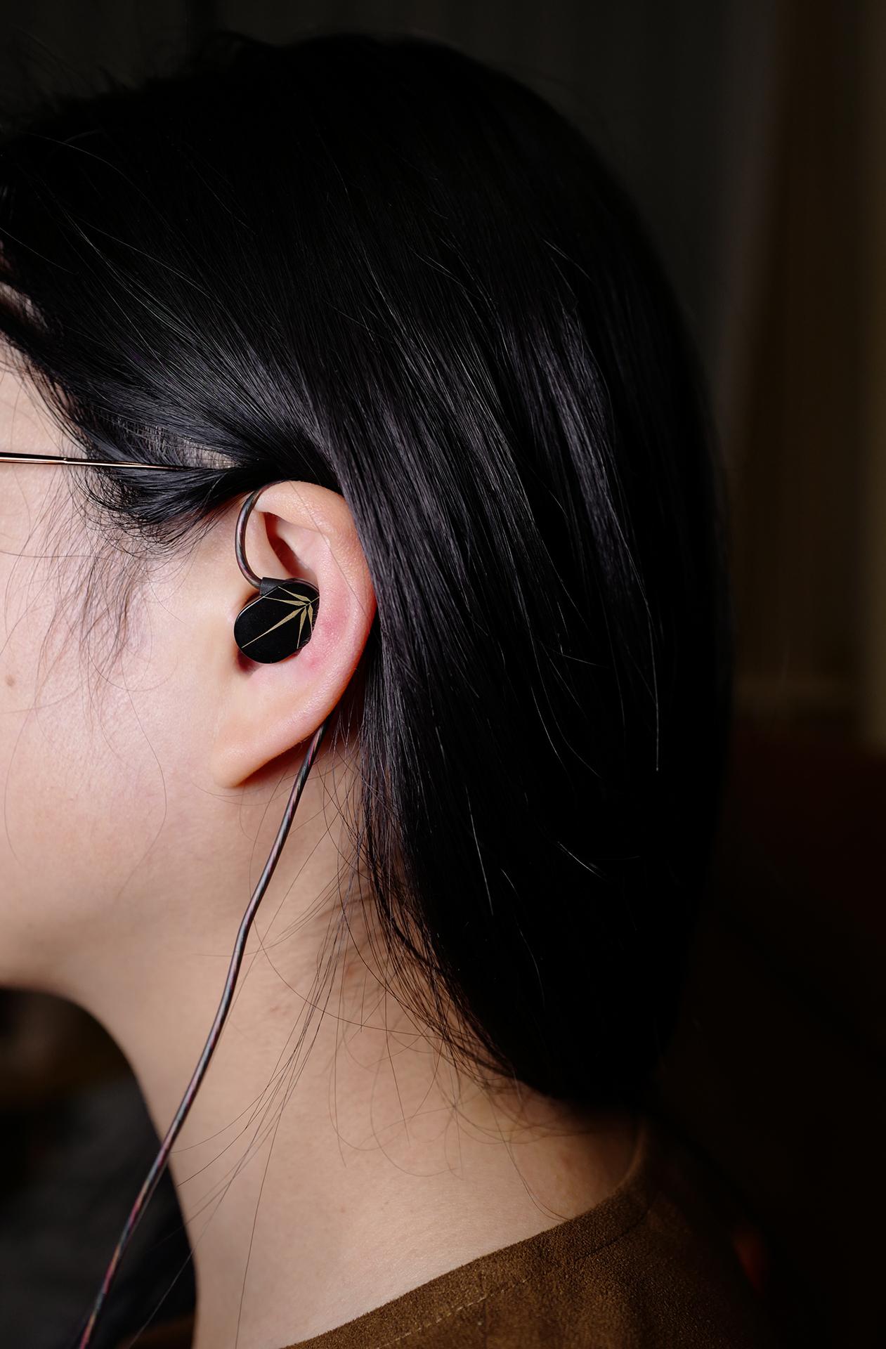 百元新卷王水月雨竹入耳耳机测评