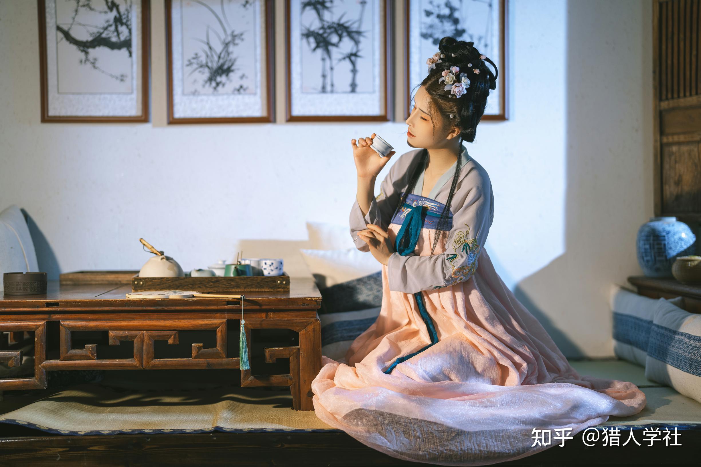 鹿八岁 cos写真套图合集 - 知乎