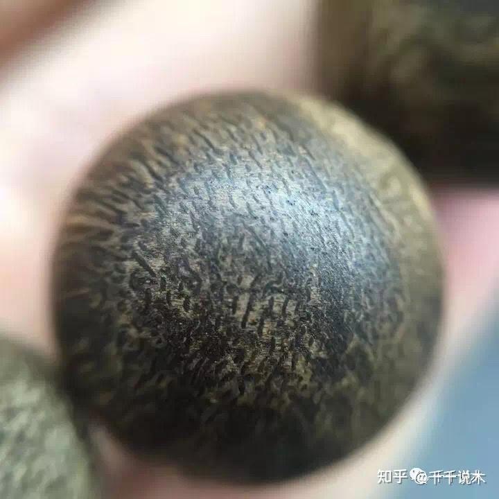 如何鉴别正区文莱沉香手串