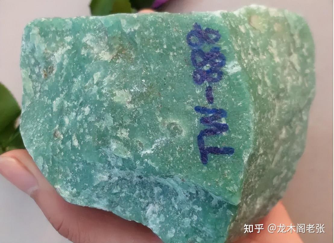 冒充高端玉石，玉石界的“变装大佬”，万能的石英岩！ - 知乎