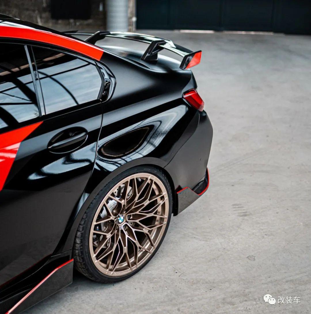 全新宝马m3m4官改出炉大门牙汽配风中置四出排气