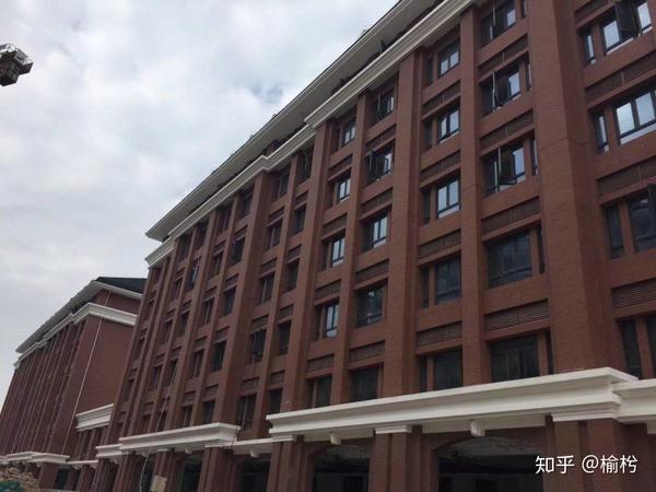 哪位大佬有温医仁济学院洞头校区的照片