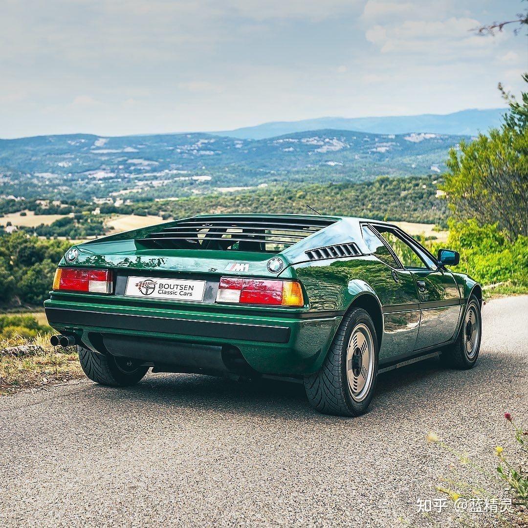 仅制造453辆的宝马m180年代生产的中置引擎跑车够拉风吧