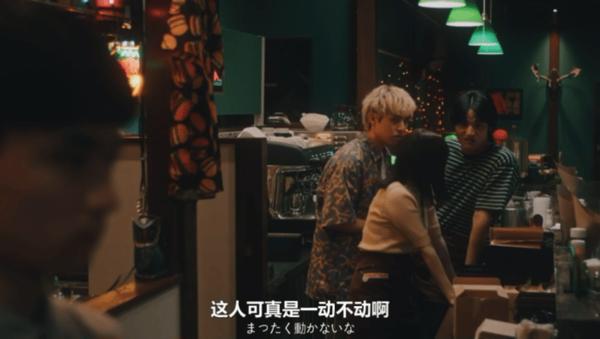 《伴人而生》荒诞又上头，本季最佳悬疑剧！