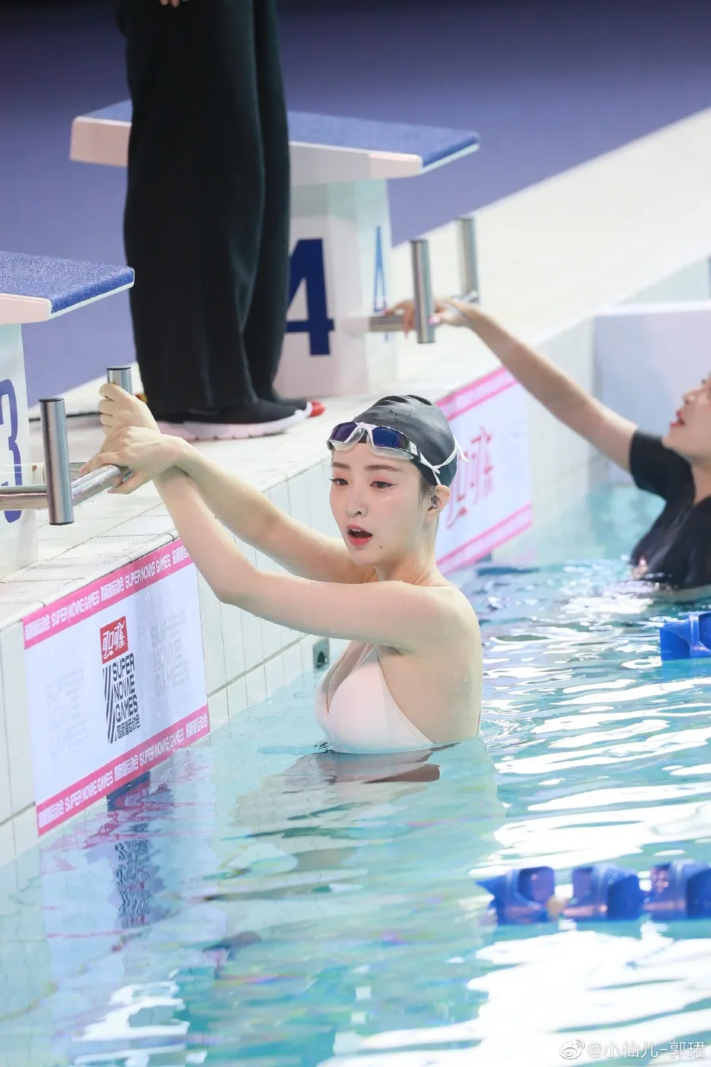游泳运动员郭小仙图片