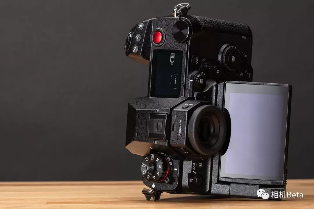 呼叫索尼a7s3!售价3999美元!松下lumix s1h全画幅无反相机正式发布