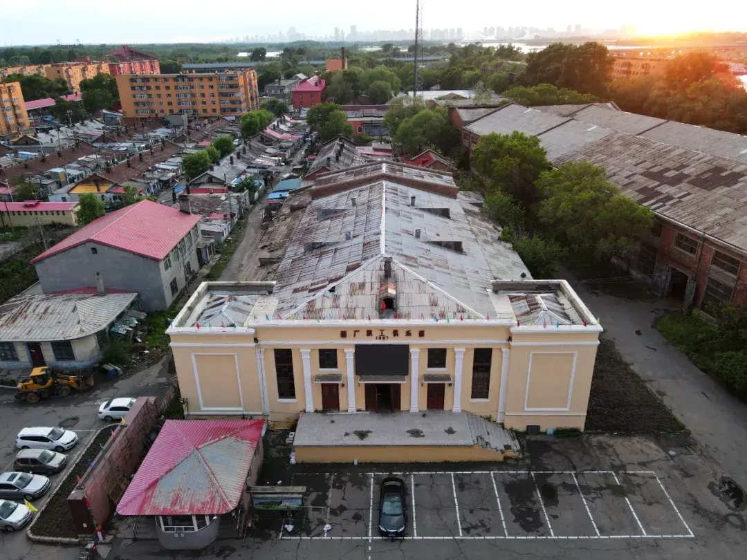 建筑艺术丨城市孤岛——哈尔滨江北船厂的影像记忆与课程研究 - 知乎