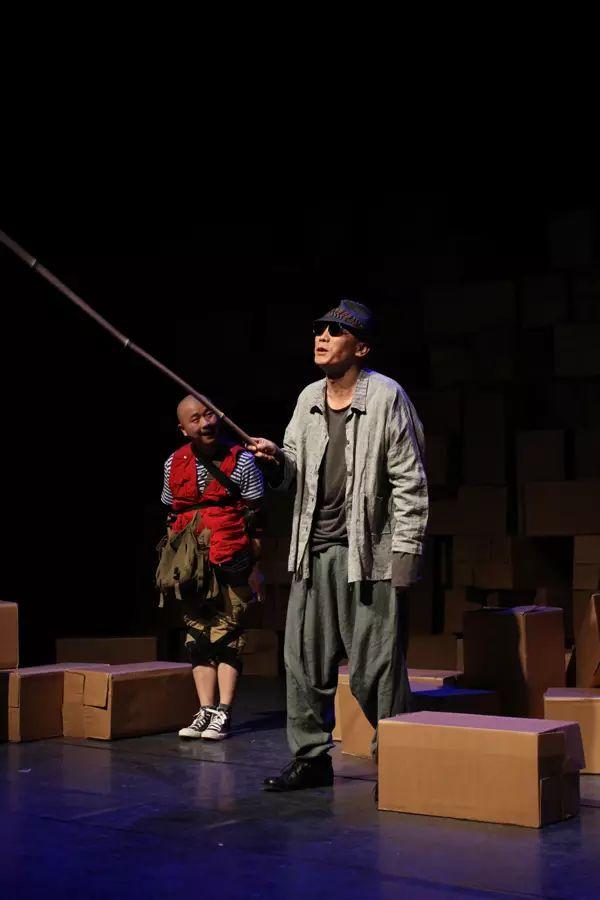 话剧二马在爱情和玩笑背后老舍还有不甘