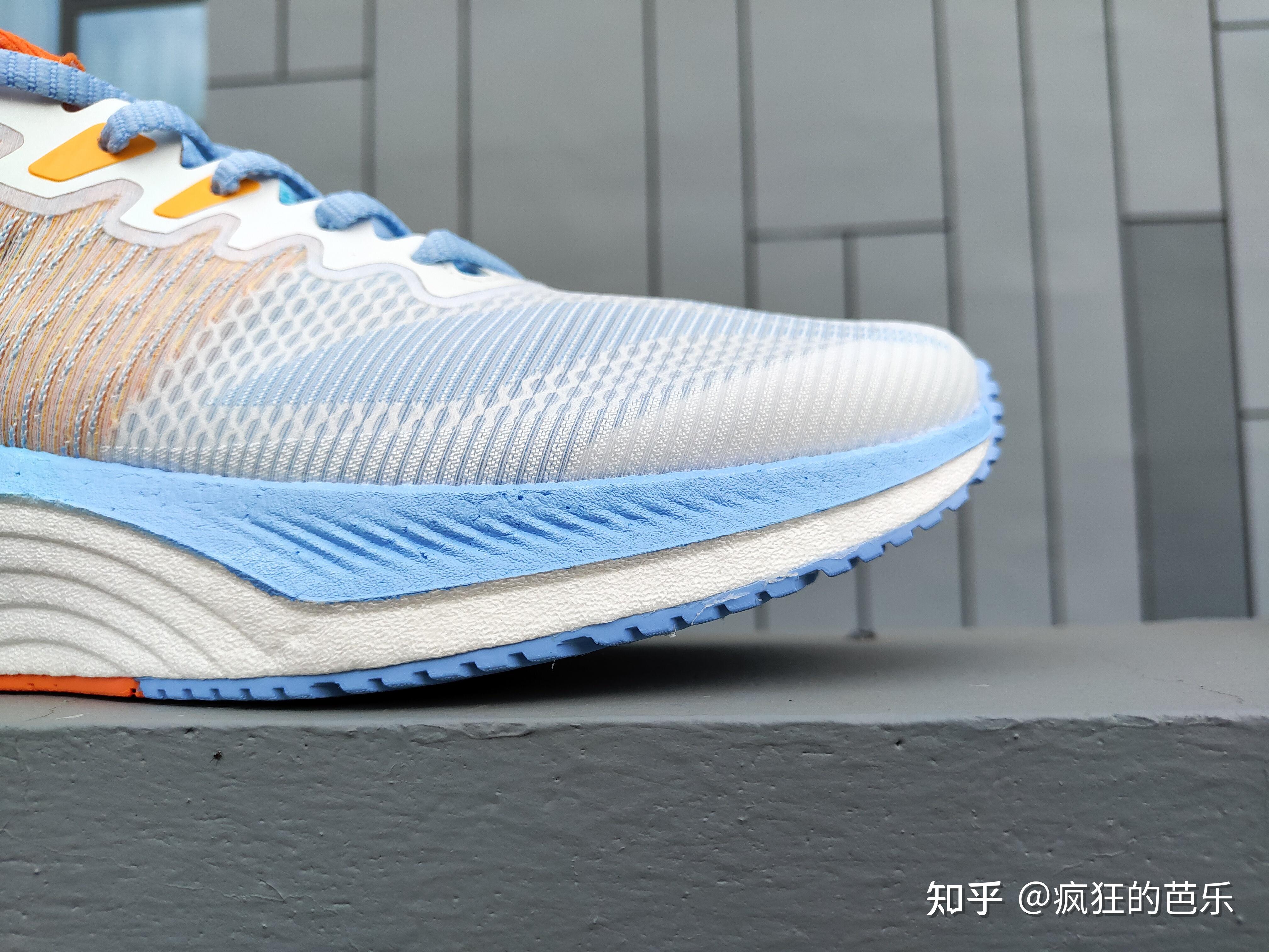 誓为保护而生李宁越影42科技跑鞋评测