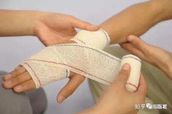 脚扭伤了,应该怎么办? - 知乎