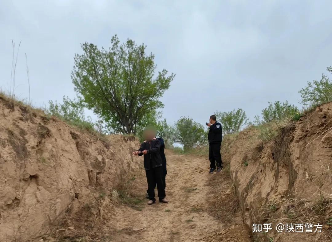 榆林米脂警方6小时速破抢劫出租汽车司机案