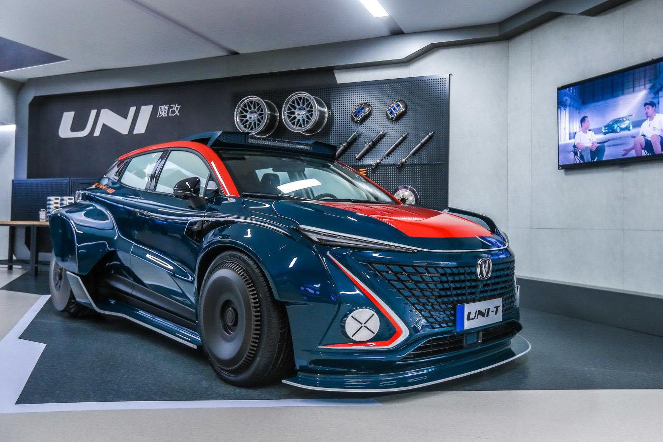 长安小钢炮售价不到14万unit运动版上市