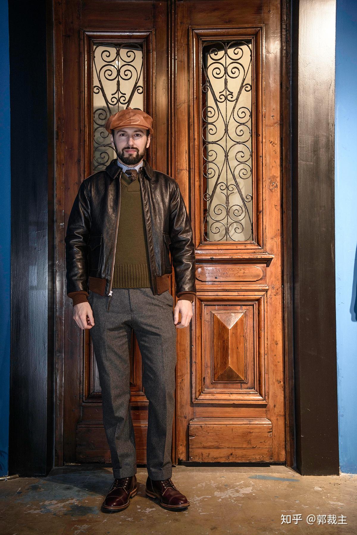 西装结合复古的碰撞穿搭