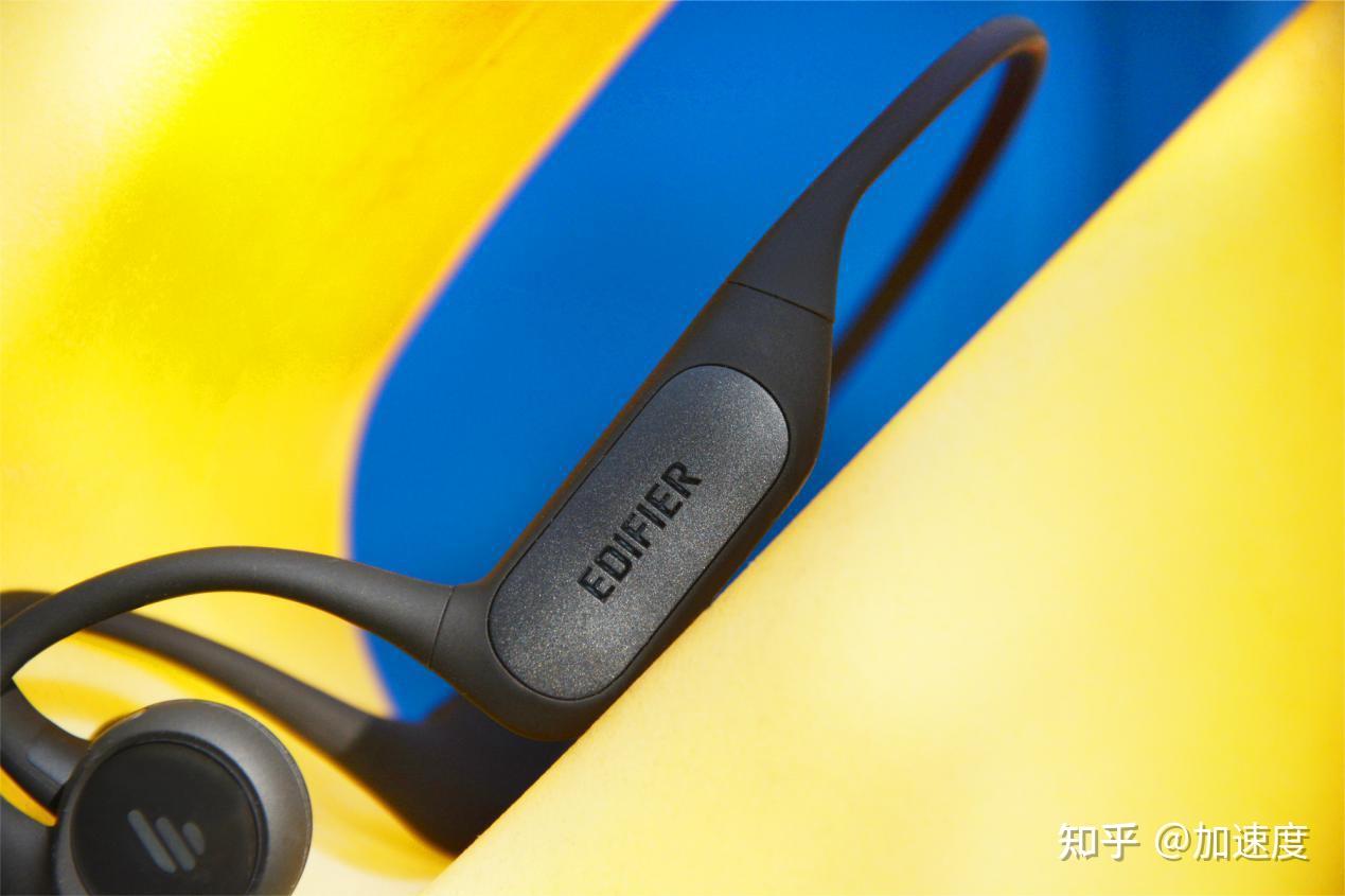 漫步者comforun运动耳机体验轻稳佩戴专业好音质运动必备