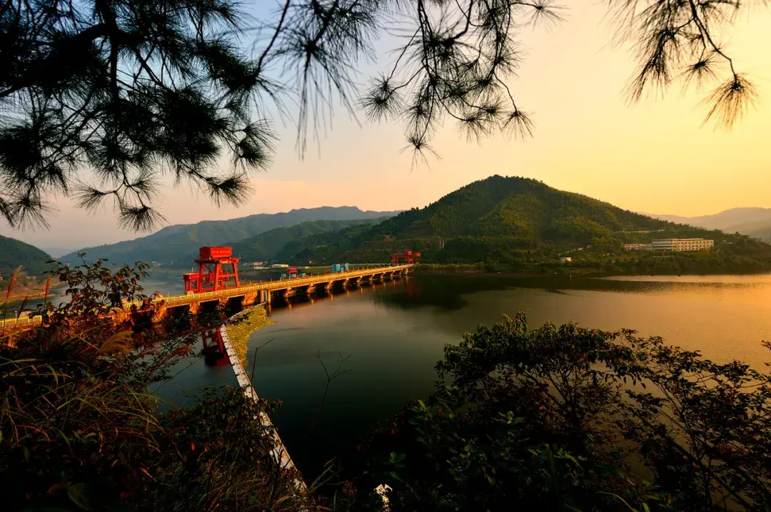 有全国获奖最多的坝——公伯峡水电站