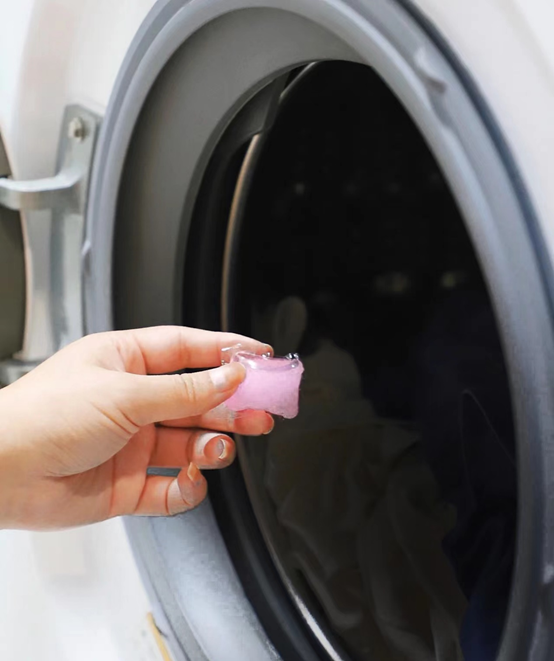 掀盖洗衣机:先放衣服,再投凝珠四,适用人群1,懒人洗衣凝珠真是懒人的