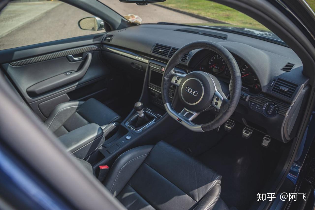 几乎全新库存车?仅行驶217英里的B7奥迪RS4 - 知乎