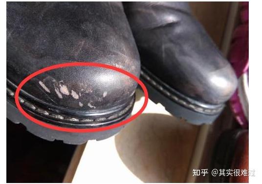 皮鞋不小心蹭破了皮?一招让它恢复如新 - 知乎