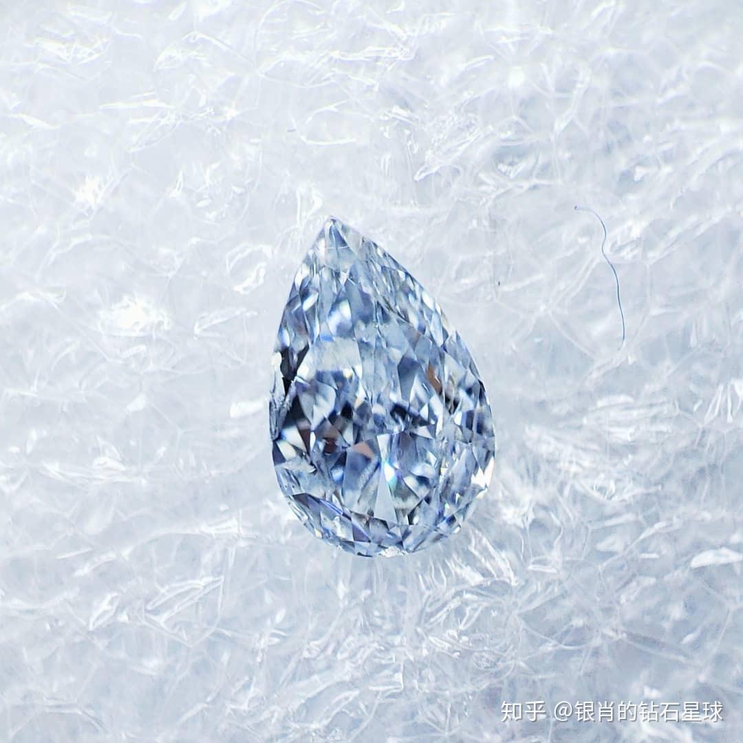 璀璨的蓝色水晶手绘钻石炫彩蓝钻图片_其他_PSD分层_图行天下图库