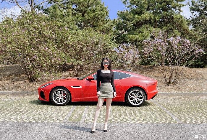 如何让妹子一秒爱上你捷豹ftype搭配性感大妞