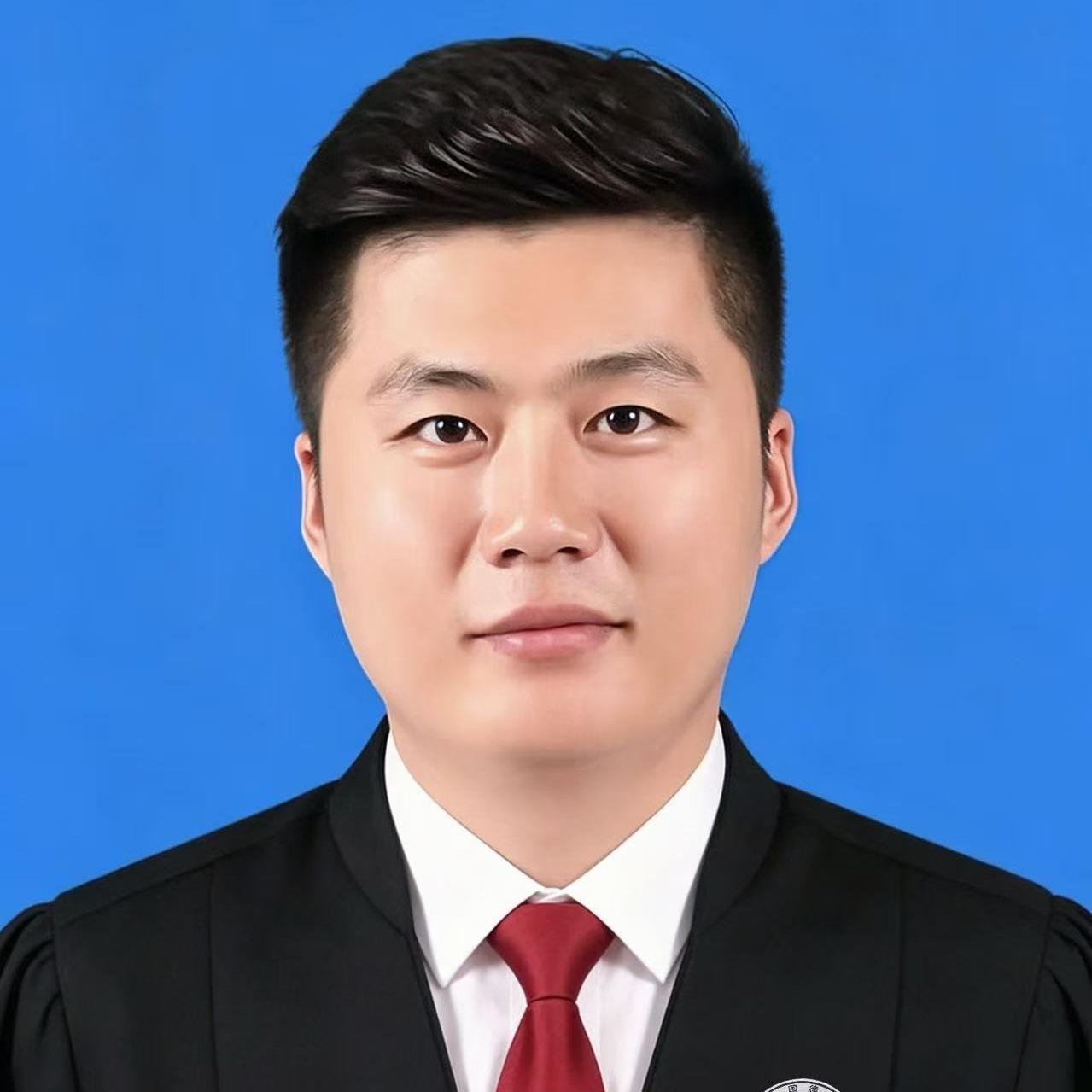 王亚龙律师
