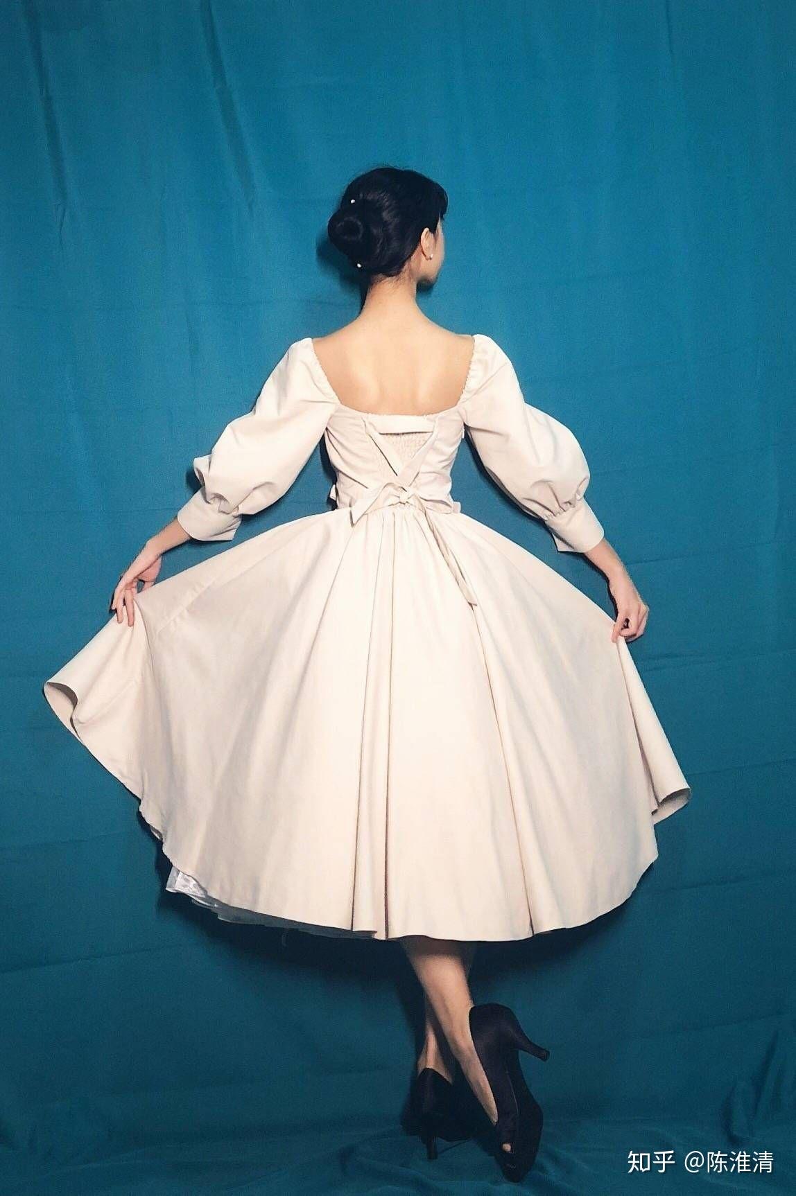 你见过最美的 Lolita 裙是什么样的?